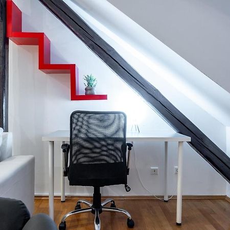 Modern Apartment Centrally Located Zagreb Exterior foto