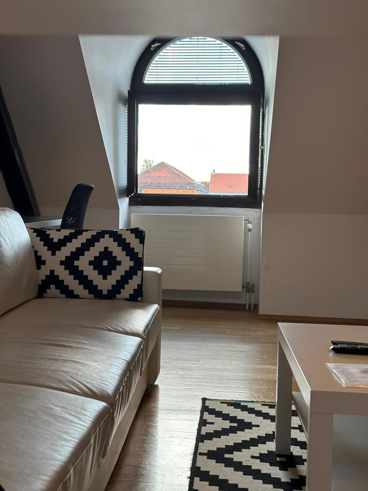 Modern Apartment Centrally Located Zagreb Exterior foto